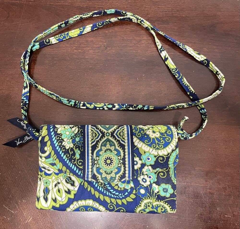 Vera Bradley Quilted Trifold Wallet Crossbody , Removable Strap Rhythm & Blues